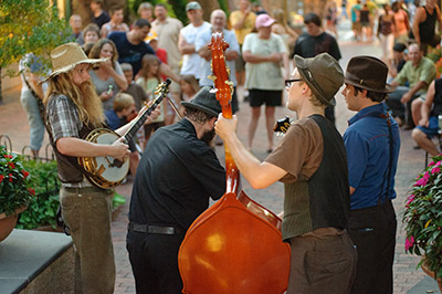 Gatlinburg Tunes 'n Tales